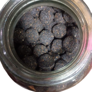 Black_Sesame_Seeds_Laddoos-Bhagalpur